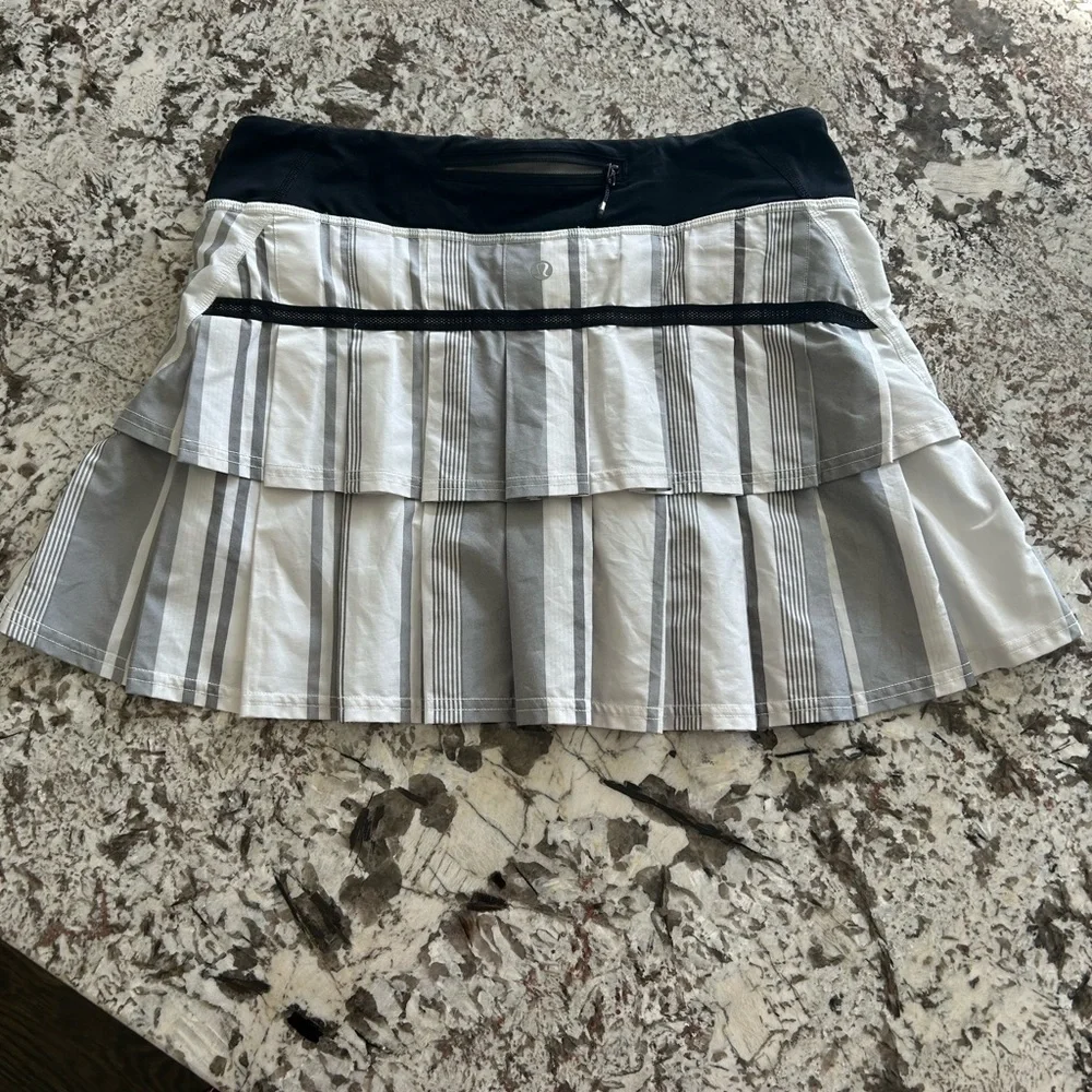 Lululemon Athletica Pace Setter Skirt - Picture 6 of 12